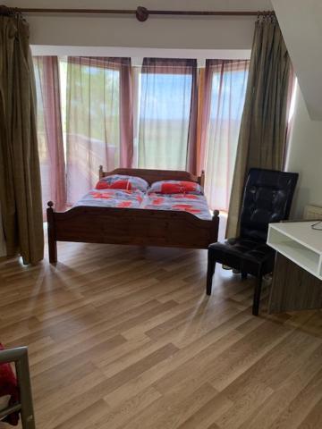 Arthaus Roenoek Daire Ronok Dış mekan fotoğraf